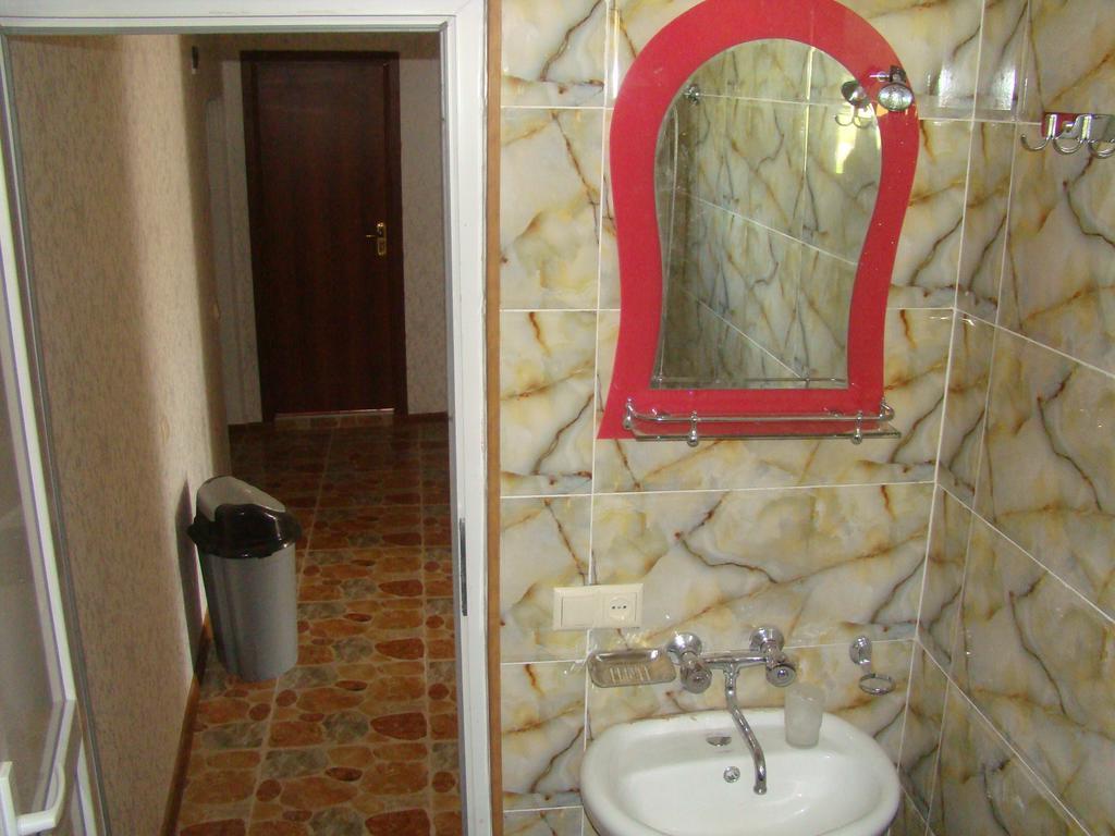 Guest House Tavaduri 메스티아 외부 사진
