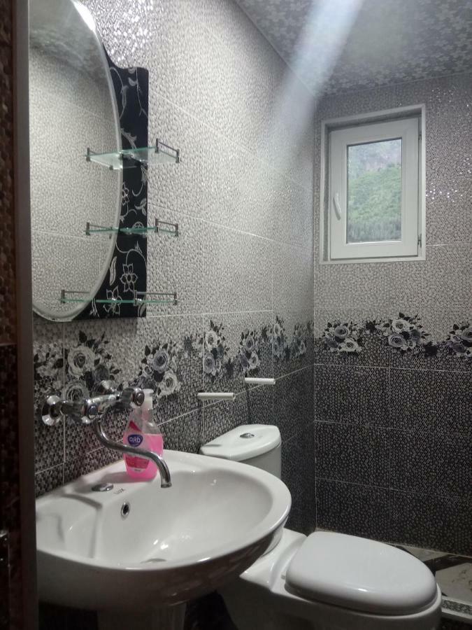 Guest House Tavaduri 메스티아 외부 사진